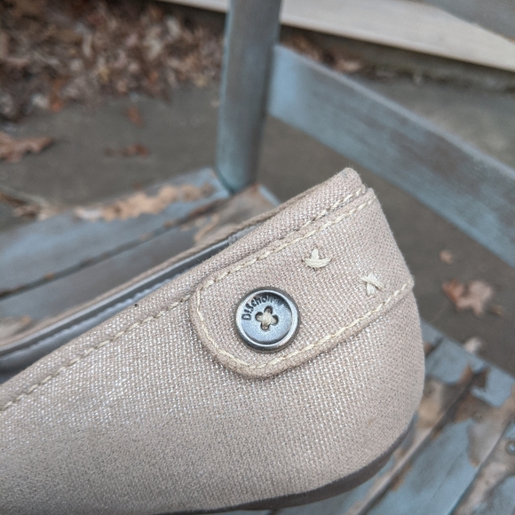 Dr. Scholl's Shimmery Gold Slip On Shoes 7.5M EUC - Picture 3 of 5